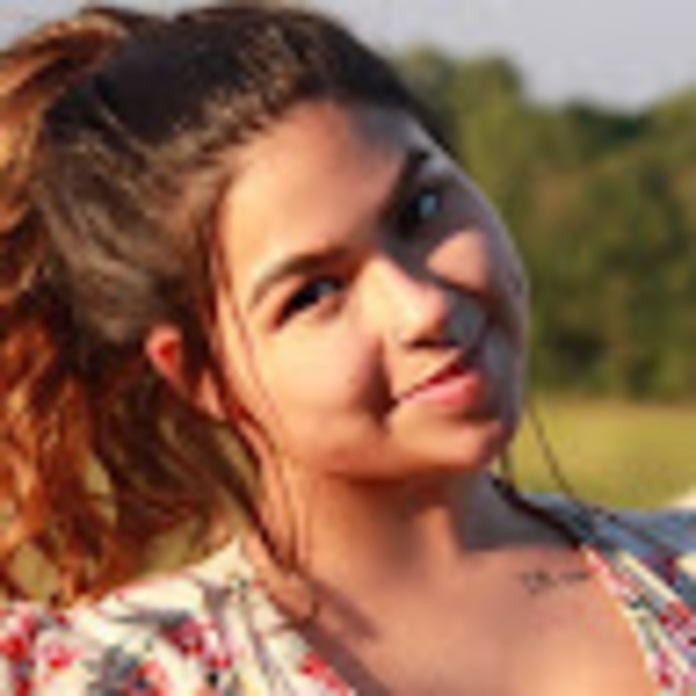 Meet your Posher, Adriauna